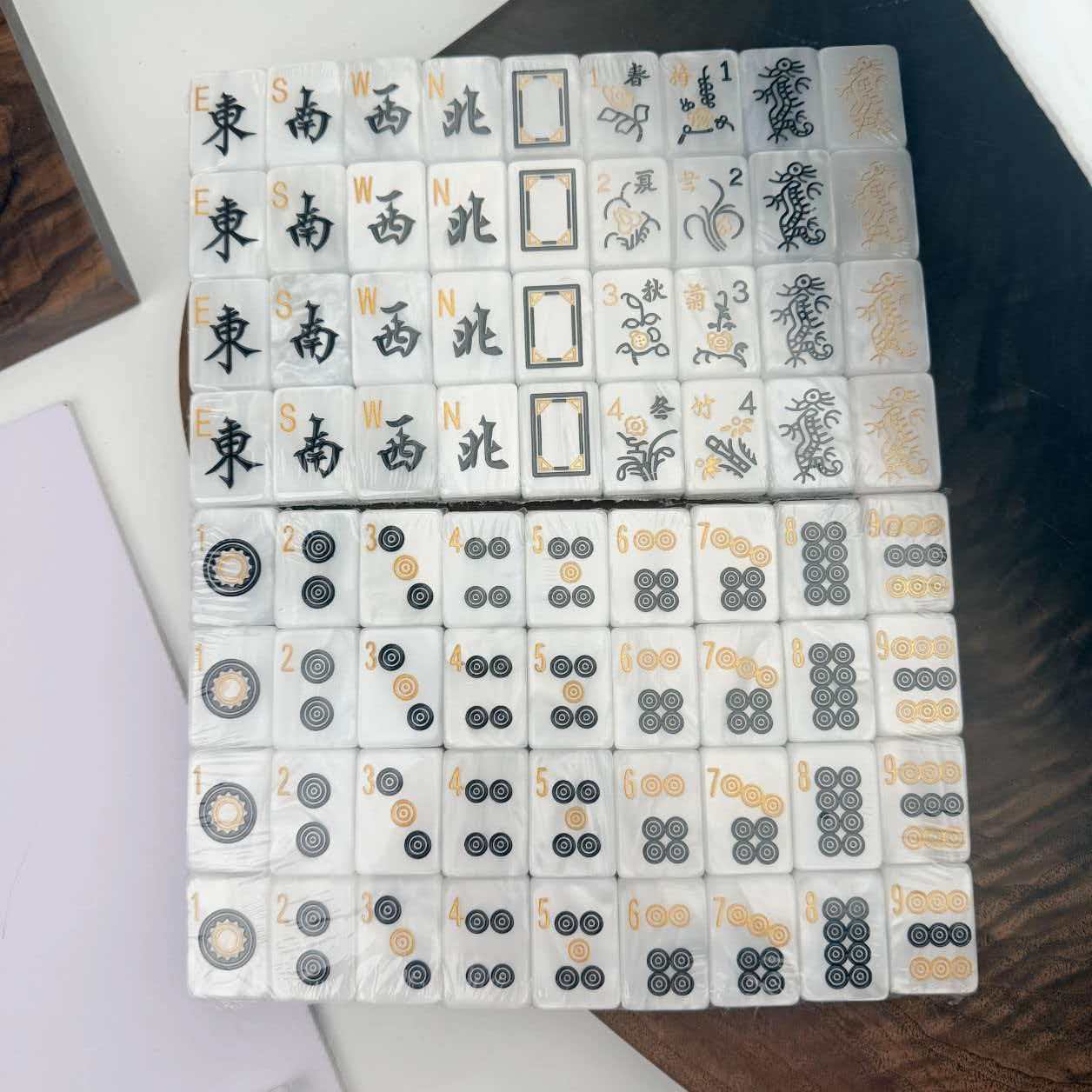 Pearl Texture Black Gold Ameri - Board Game Mahjong review and price